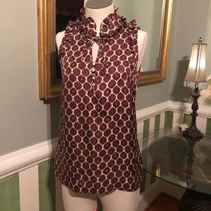 Cute sleeveless shirt